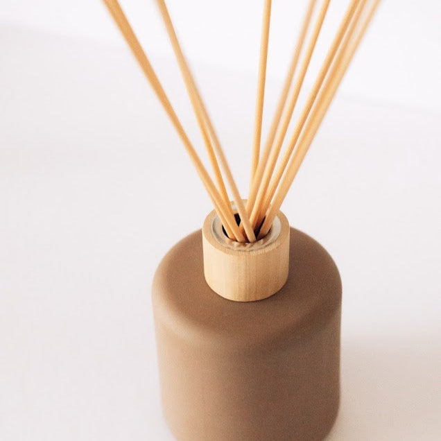 Harmony Reed Diffuser - Clay